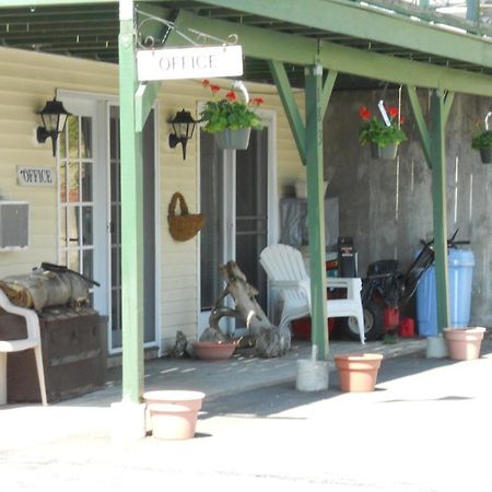 Autumn Breeze Motor Lodge North Woodstock Esterno foto